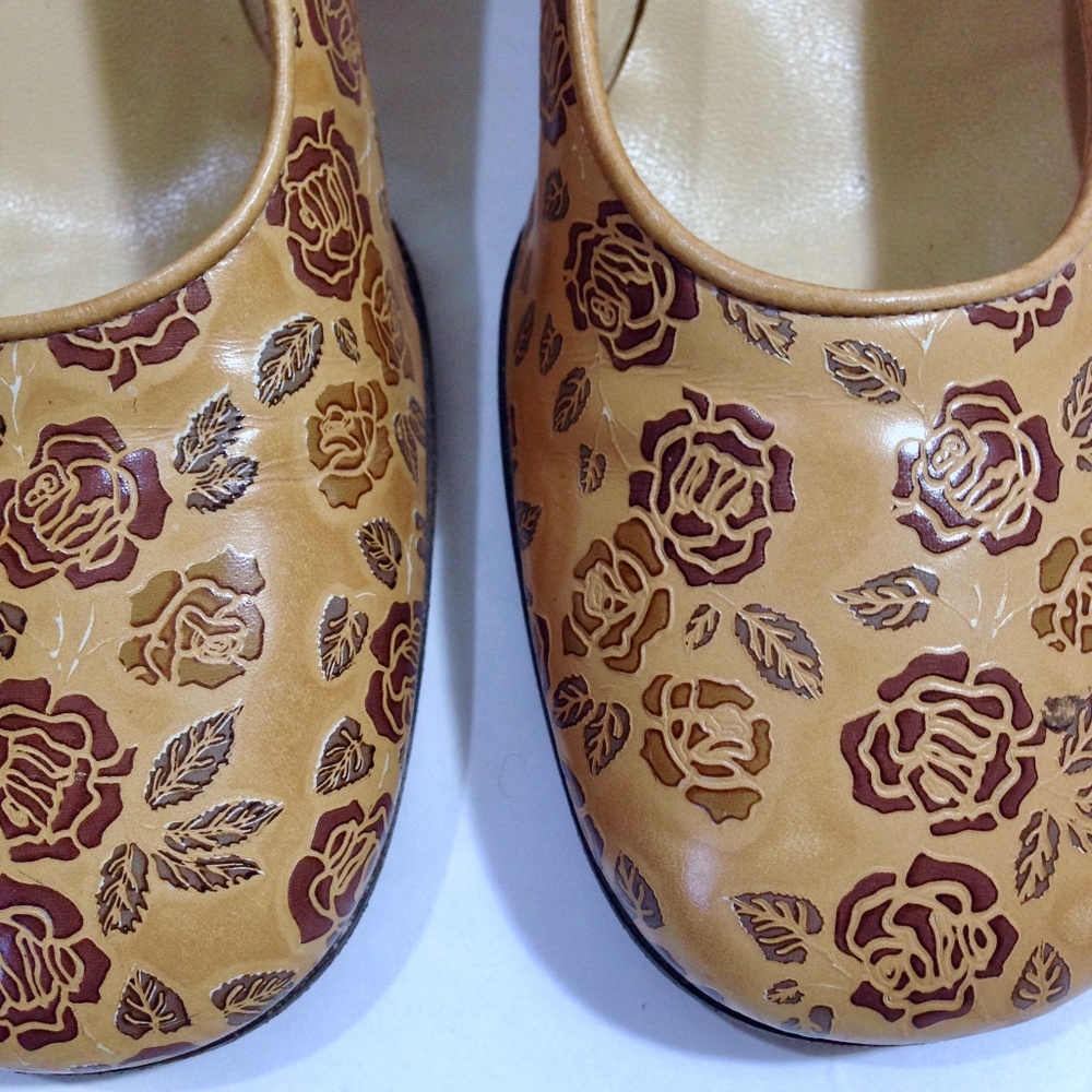 DOLCE & GABBANA Rose Print LEATHER Heels Size 7 - Picture 3 of 8
